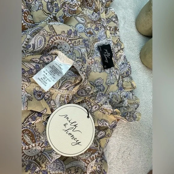 NWT Milk & Honey Blouse - Picture 9 of 10